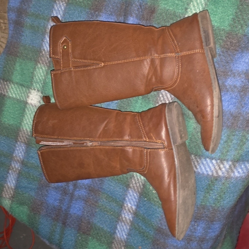 Brown mid calf childrens boots